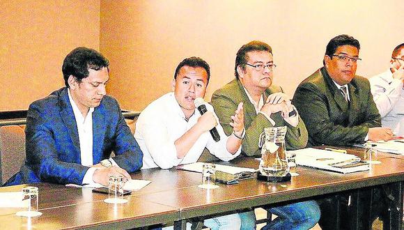 Congresista Richard Acuña se reúne con Luis Valdez y pleno de funcionarios regionales  