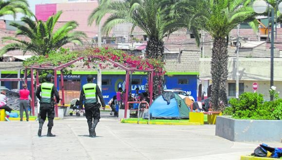 La plaza Miguel Grau es una los principales puntos que han sido tomados por los extranjeros. (Foto: GEC)