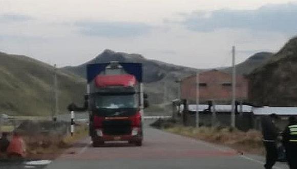 Pobladores de Antauta impiden ingreso de camión a minera