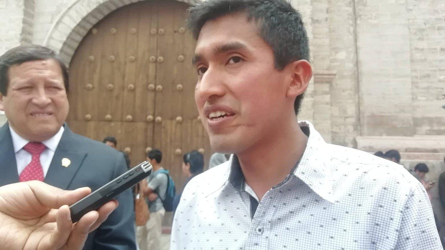 Creador de galletas contra la anemia espera llegar al millón de votos en concurso "Una idea para cambiar la historia"