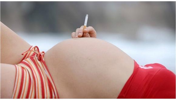 Fumar durante el embarazo causaría esquizofrenia en el bebé, según estudios
