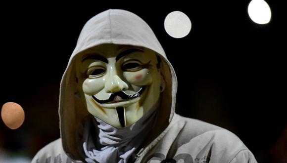 Anonymous declara la “ciberguerra” contra Rusia y reivindica ataque contra medios rusos por la invasión de Ucrania. (Foto referencial, Luis ROBAYO / AFP).