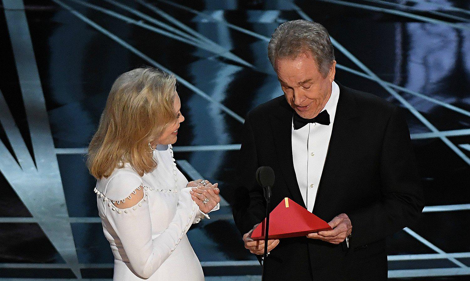 Faye Dunaway se siente "muy culpable" por histórico error en los Óscar