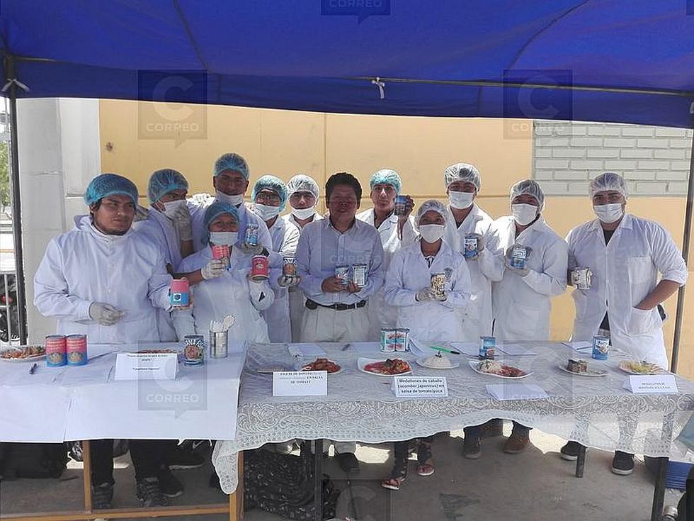 Alumnos de Ingeniería Pesquera presentan conservas