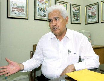 "El Chacal" presenta libro