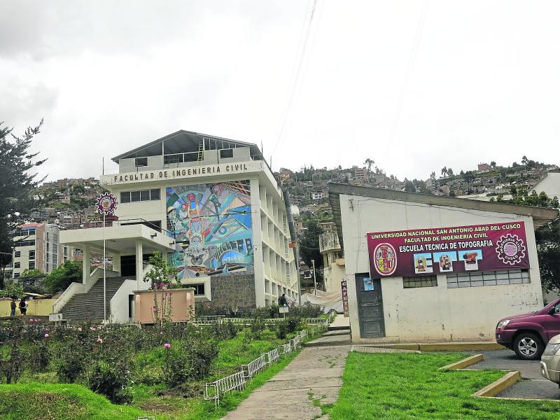 Desaparecen equipos dentro de la Unsaac