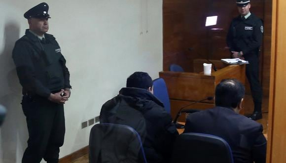 El sacerdote chileno Oscar Muñoz Toledo  en una sala de audiencias en Rancagua, 80 km al sur de Santiago, Chile, el 13 de julio de 2018.  (Foto: CLAUDIO REYES / AFP)