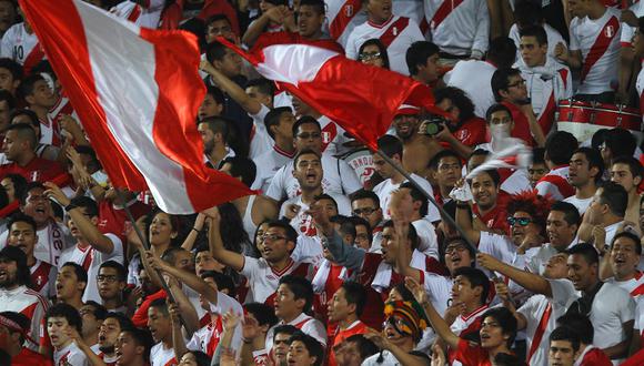 ​FIFA: Perú es sancionado con $ 20 mil por el mal comportamiento de hinchas