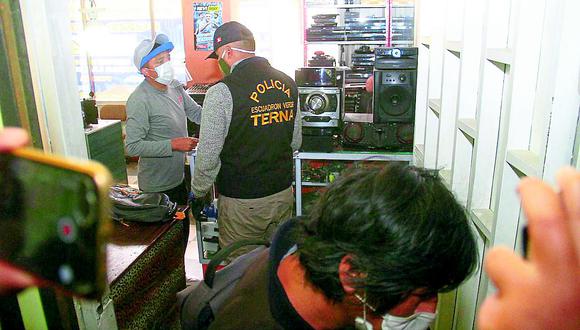 Huancayo: Grupo Terna interviene 30 comerciantes que atendían sin respetar cuarentena
