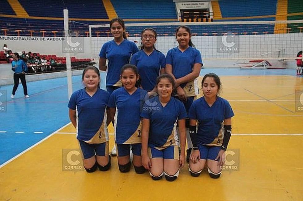 Jornada de mates en el regional de vóley escolar (FOTOS)