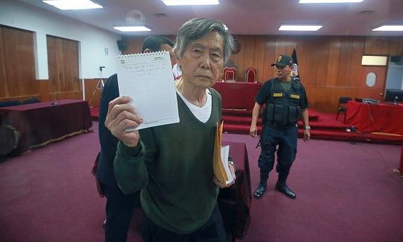 Alberto Fujimori: Su abogado afirma que no tiene prohibido dar declaraciones