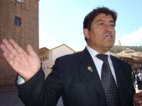 Compraron kits de revocatoria  para alcaldes de Cusco y Santiago