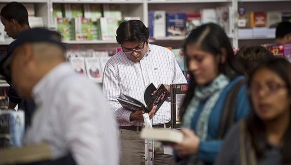 Cifras afirman que a pesar de ferias literarias, peruanos leen 3 libros por año