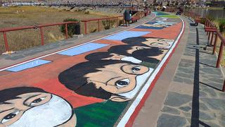 Artistas pintaron mural en el Malecón Ecoturístico de Puno por el bicentenario 