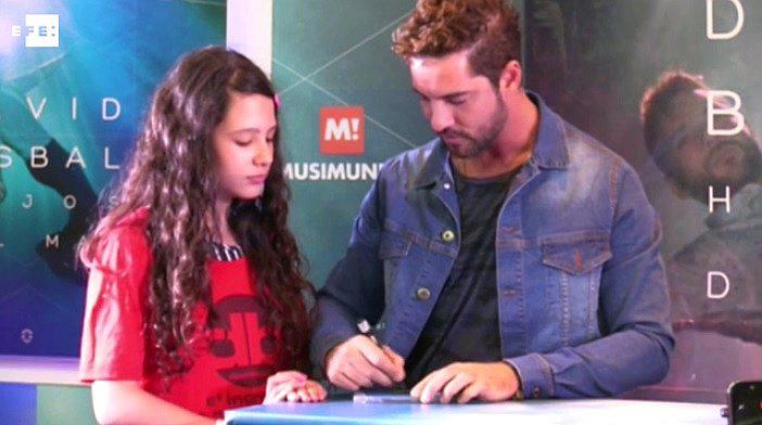 Argentina: fans esperaron horas para tomarse una foto con David Bisbal