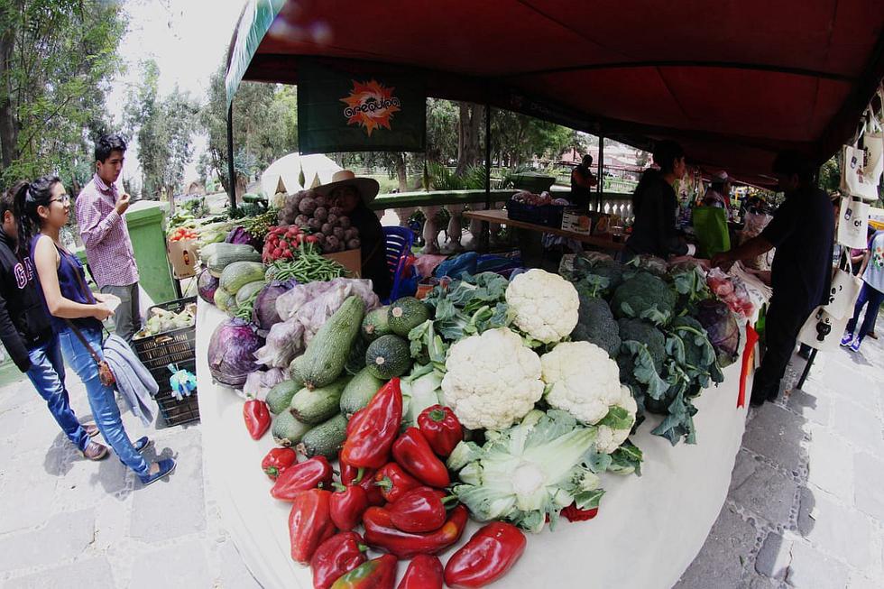 Venden productos orgánicos en parque Selva Alegre por Dia Mundial de la Alimentación