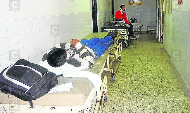 Ocho heridos deja violento choque en Quebrada El Toro