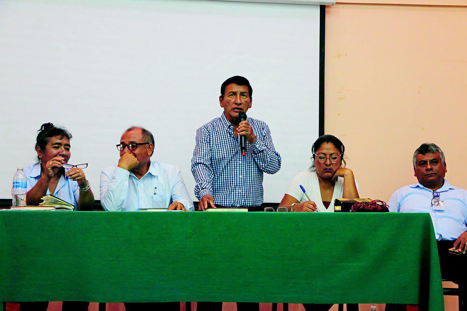 22,000 alumnos se afectarían por la anunciada huelga de los administrativos de la UNP