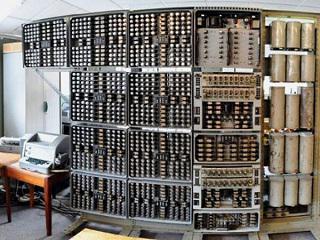 La primera computadora de la historia vuelve a encerderse