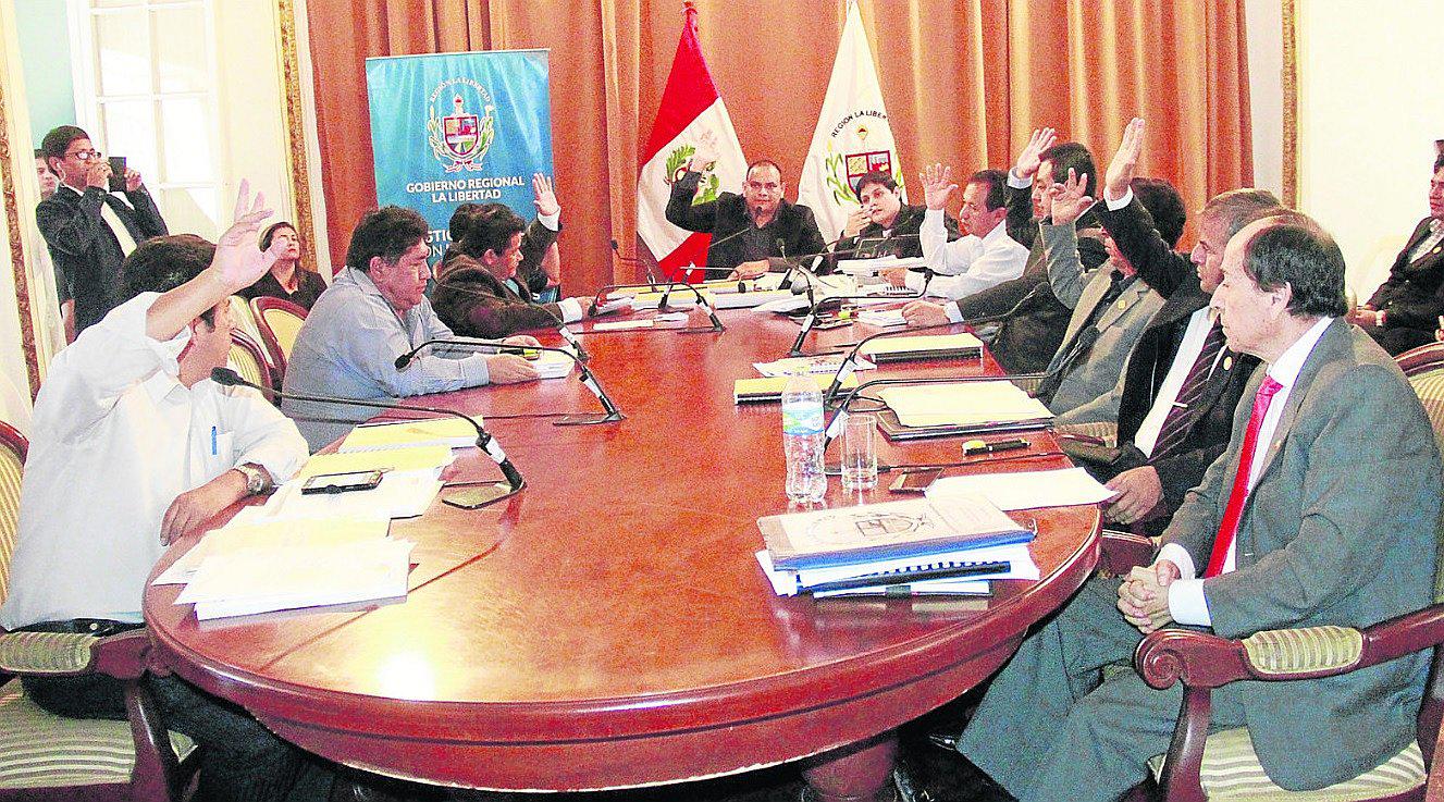 Críticas y giros a los gastos de inversión de la gestión Valdez