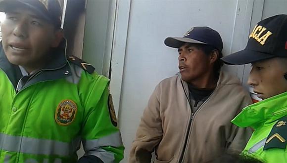 Comerciantes se enfrentan a la PNP por arresto de una persona con retraso mental (VIDEO)