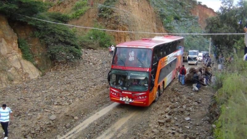 Reabren tránsito en carretera La Oroya-Chicrín-Huánuco