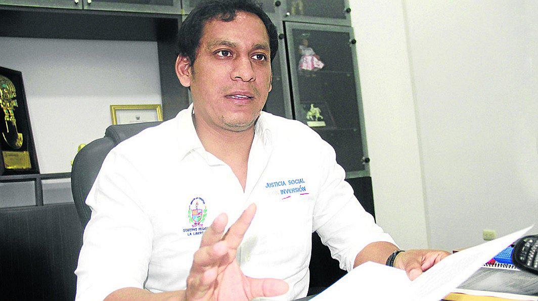 Luis Valdez lamenta que comuna de Trujillo rechace apoyo por mejorar pistas (VIDEO) 