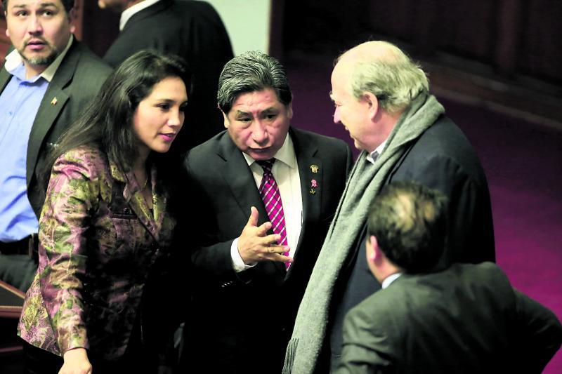 Bancadas inician negociaciones por Presupuesto y Fiscalización