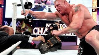 WWE: Brock Lesnar retuvo el título ante John Cena 