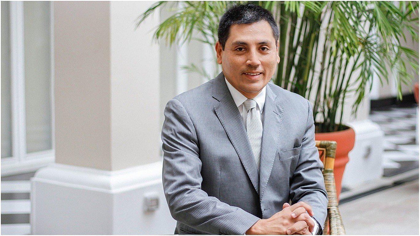 Javier Gallo: "Para que haya crecimiento económico hay que impulsar el sector informal"