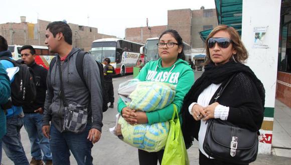 Roban Mercadería A 11 Pasajeros De ómnibus Peru Correo 5767