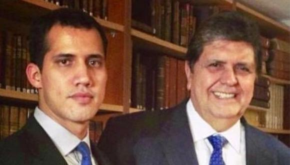 Juan Guaidó comparte fotografía con Alan García a un mes de su muerte