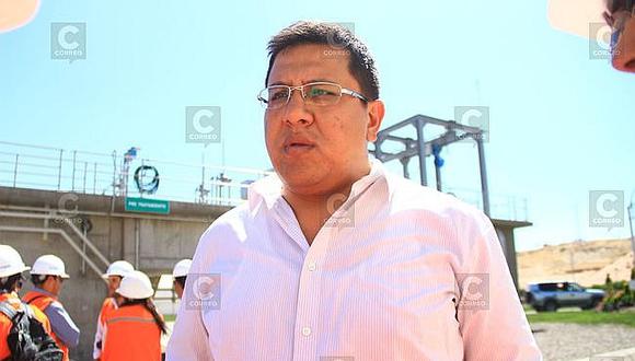 ​Consejero Chang califica de chilenos y egoístas a moqueguanos (VIDEO)