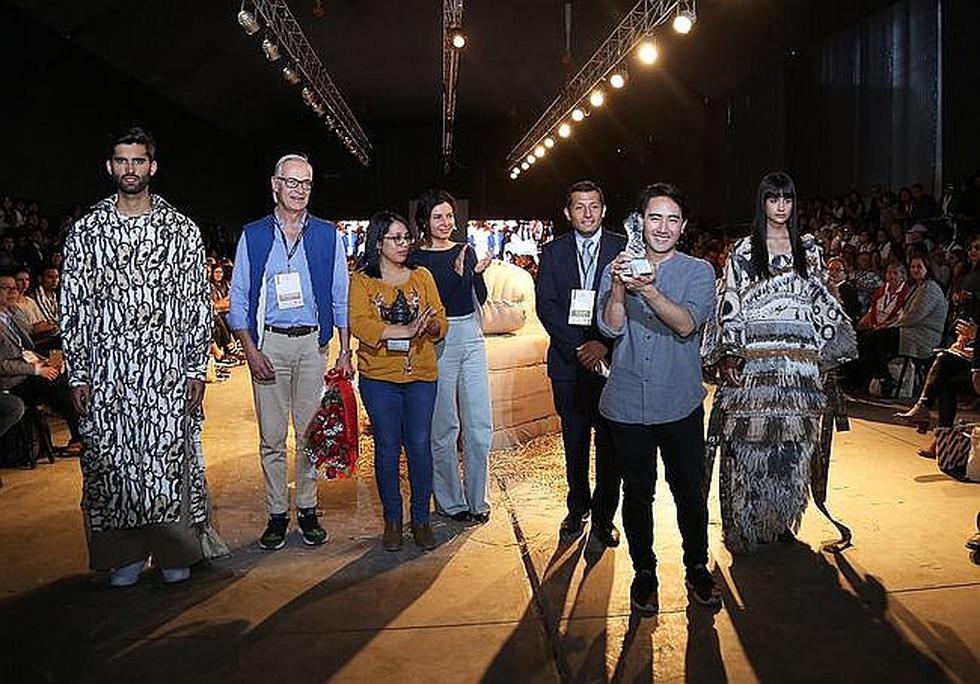 Joven Kenichi Sato gana concurso Jóvenes Creadores al Mundo de Alpaca Fiesta 2018
