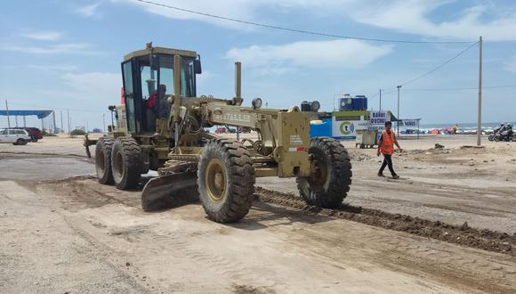 Trabajos de mantenimiento se efectúan en las principales vías del centro poblado Boca del Río. (Foto: Difusión)