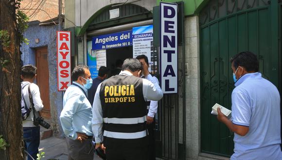 Policía Fiscal de Lima intervino locales de ginecología, ecografía, radiografía y farmacias por inmediaciones del hospital Goyeneche. (Foto: Eduardo Barreda)