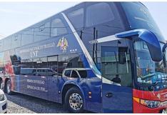UNT pone a disposición del personal de salud dos buses para su transporte