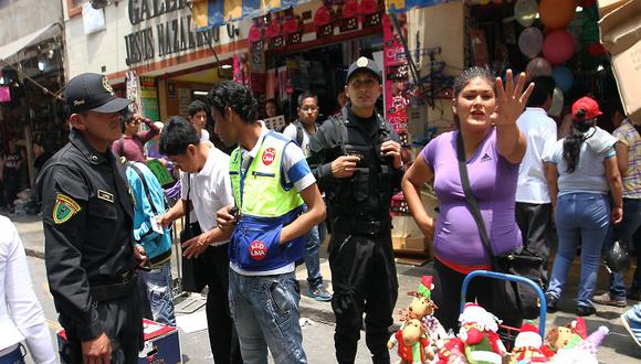 Mesa Redonda: Ambulantes aún permanecen en las calles