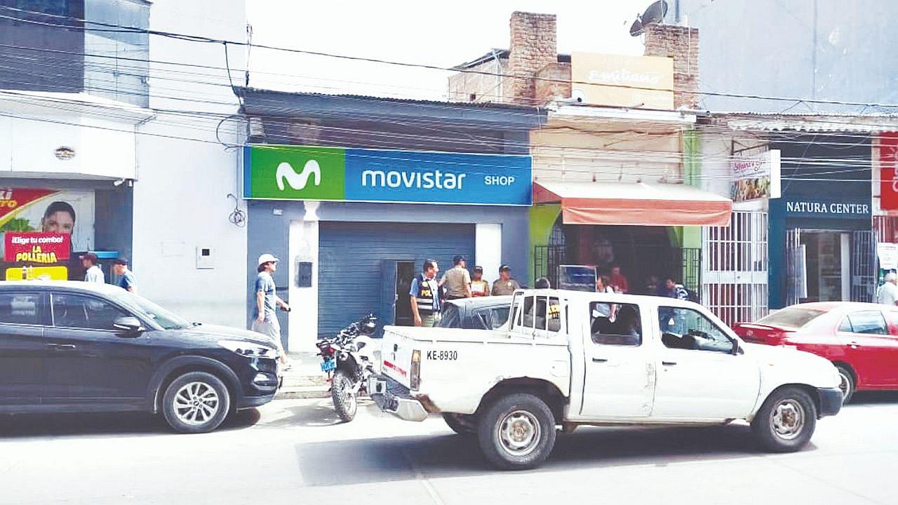 Delincuentes hacen forado para robar más de S/ 60,000 en una tienda celulares