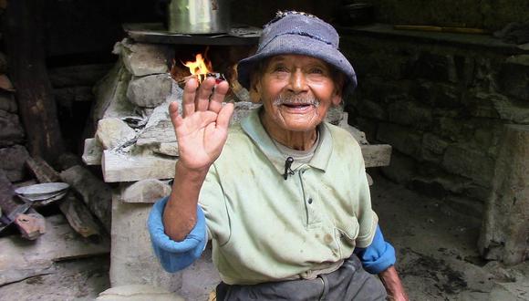 Tiene 119 años y vive de las frutas y verduras que siembra (VIDEO)