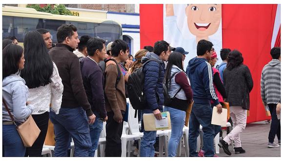 ​Ofrecen más de 9000 puestos de trabajo en feria laboral en Lima (VIDEO)