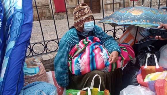Este lunes realizaron la recolección de ayuda para la familia en la plaza de Armas. (Foto: Feliciano Gutiérrez)