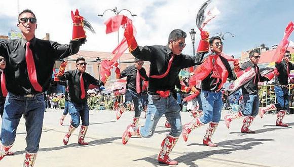Puno celebró 54° Aniversario de la Federación de Folklore y Cultura 