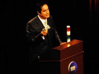 Álex Gonzales plantea 'drones' para la lucha contra la delincuencia