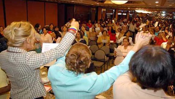 Encuentro de mujeres líderes de Tacna y Arica
