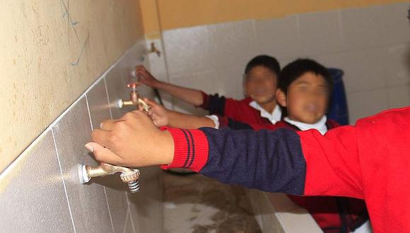 ​Sugieren almacenar agua en colegios, ante corte programado del servicio