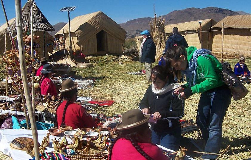 Instituciones públicas y privadas impulsan red de protección al turista en Puno