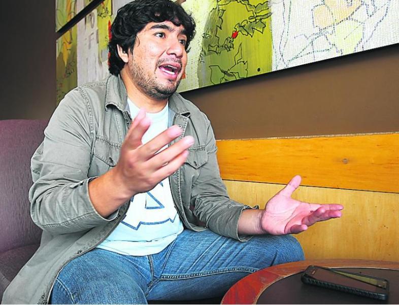 "Ahora la política tiene que hacerse desde abajo"