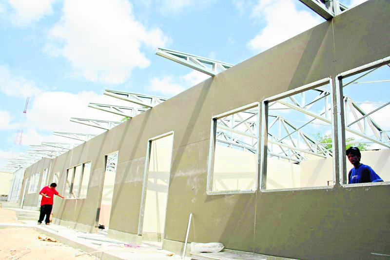 Para iniciar año escolar urgen aulas prefabricadas