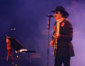 Andrés Calamaro denuncia la piratería tras lanzar nuevo disco